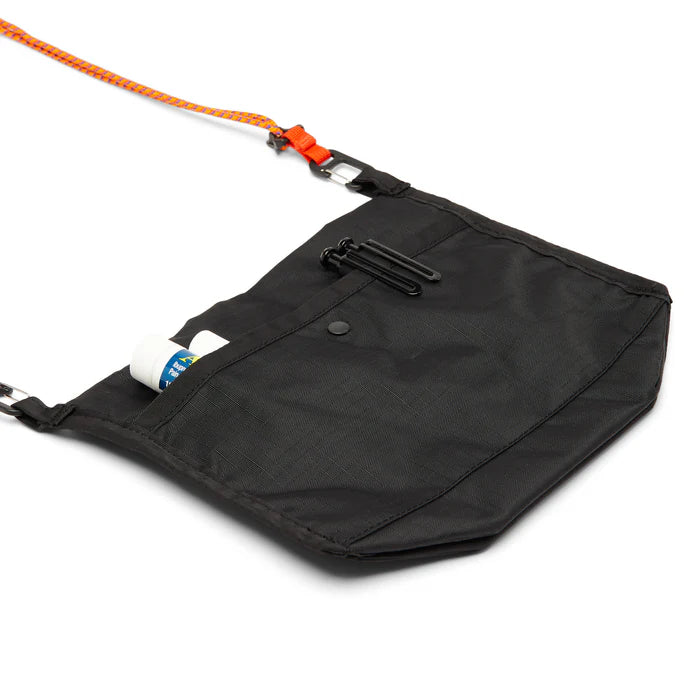 Listonoszka Lista 2L Lightweight Crossbody Bag, Black