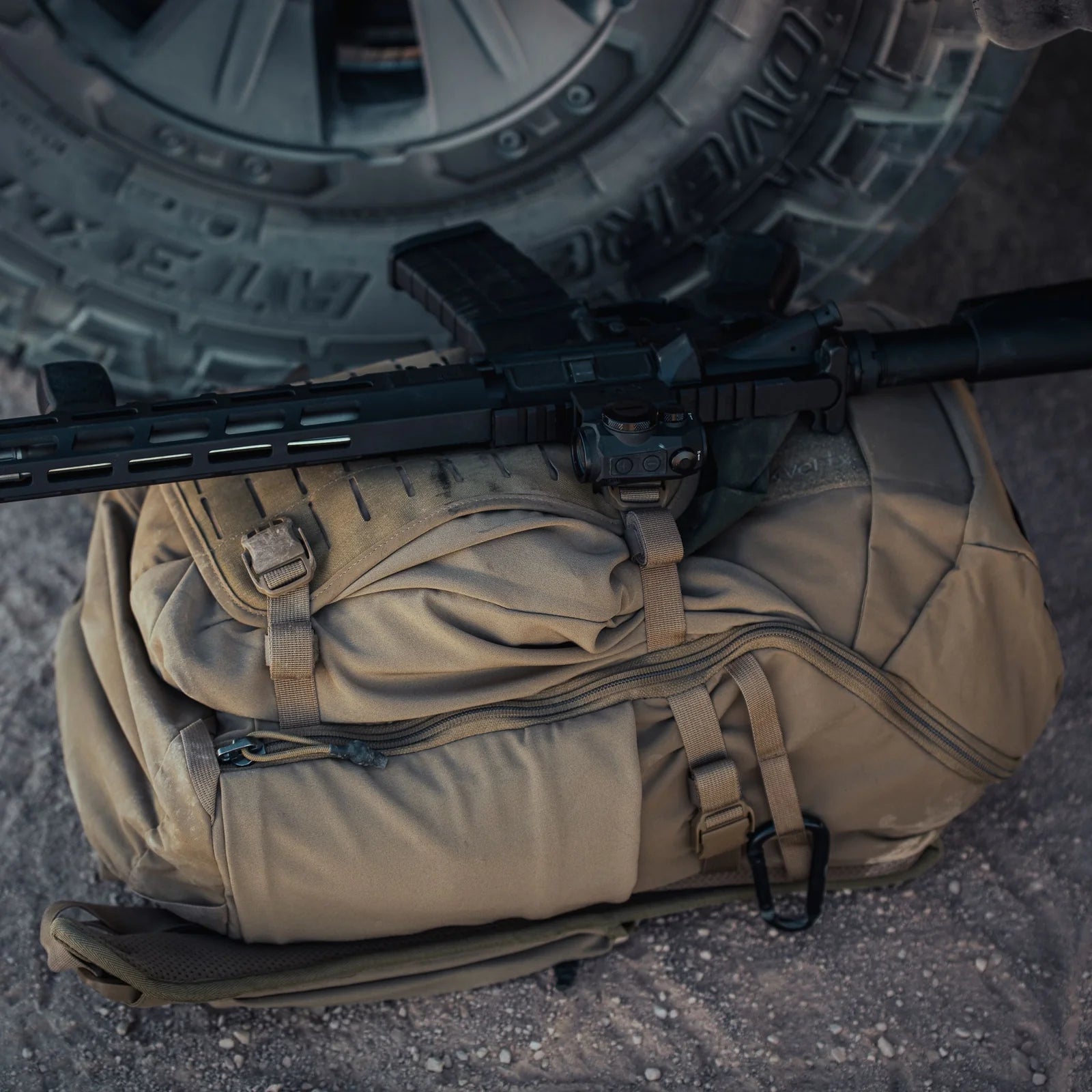 Vertx, plecak taktyczny Siege 25l Pack EDC/CCW, czarny