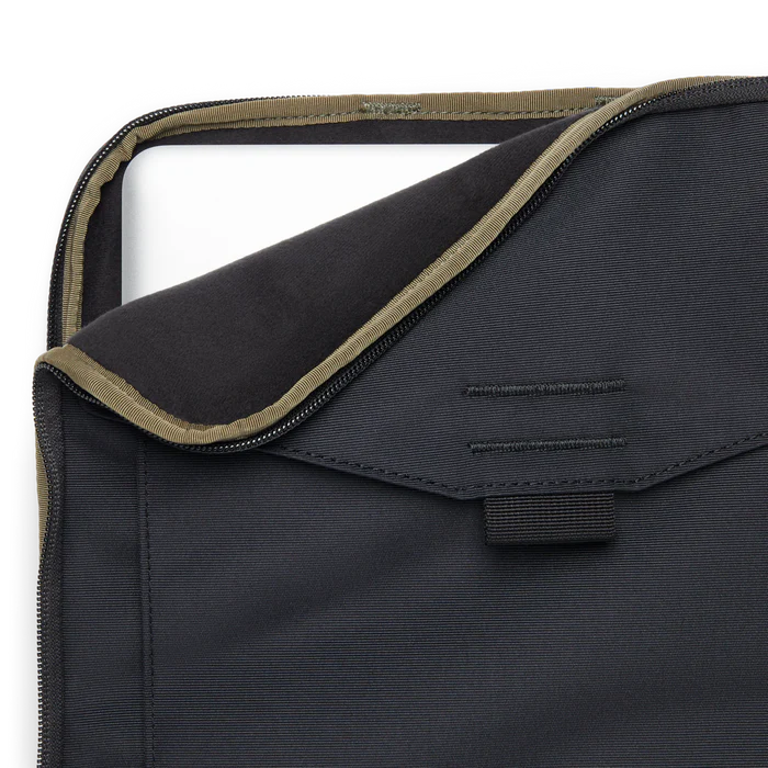 Etiu na Laptop, 14" Laptop Sleeve, Cotopaxi Black