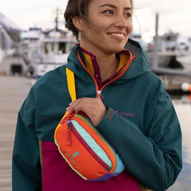 Nerka Kapai 1.5L Hip Pack, Del Dia