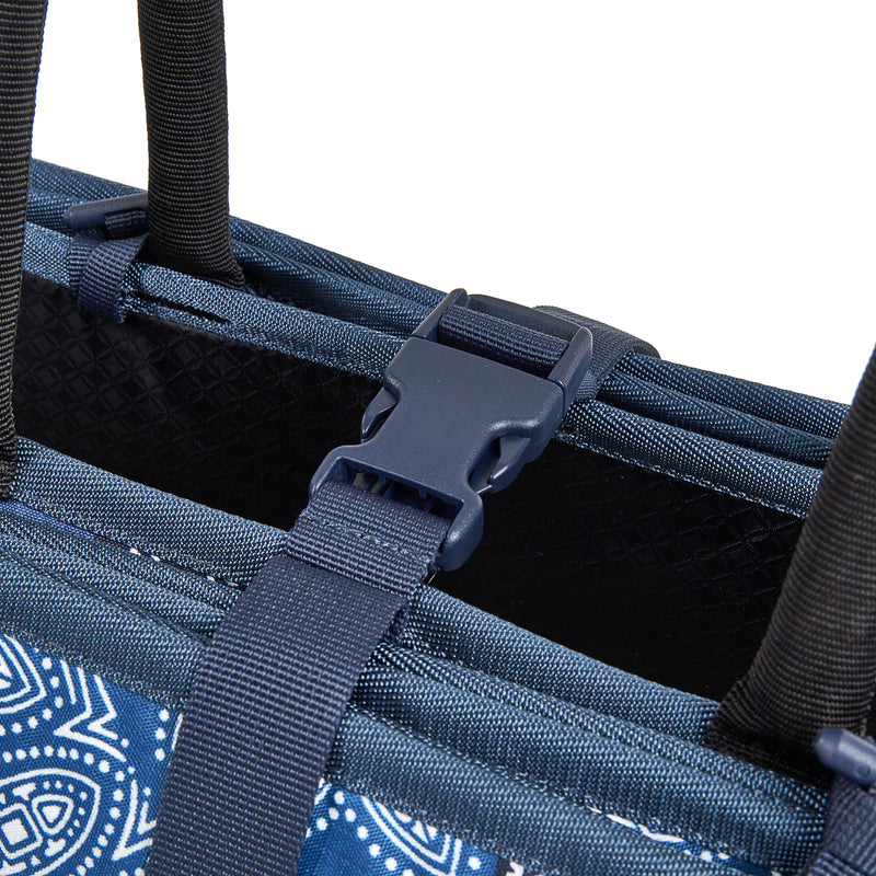 Torba Origami z funkcją maty piknikowej, Origami Tote, Blue Bandanna Quilt